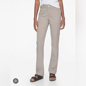 🆕 Athleta Trekkie Hike Pant - 16